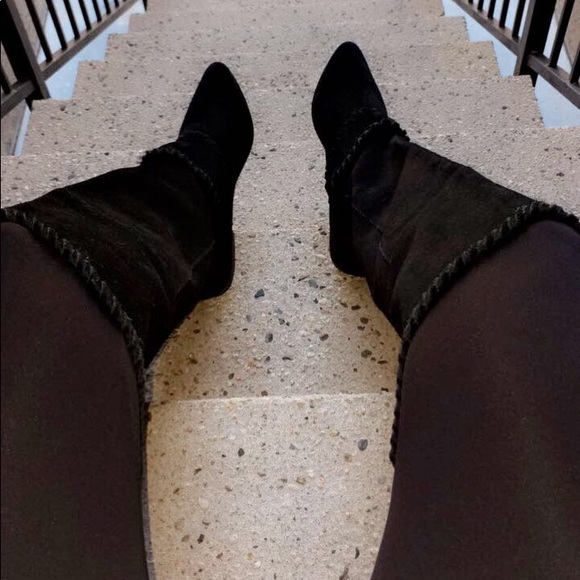 Shoes - Knee High Suede Black Boots